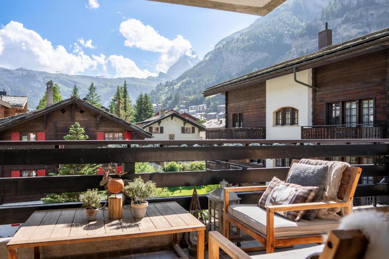 Stylish Home With Matterhorn View In The Center Zermatt Exterior photo